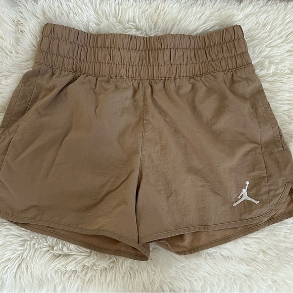 Jordan short Youth Girls Size XL 13-15 Yrs High Rise Sport Casual Elastic waist - Picture 2 of 8